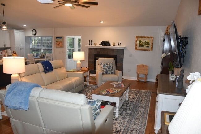 Photo - 3/2 Home in The Reserve