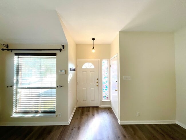 Photo - **APPLICATION RECEIVED** AVAILABLE! Spacious 3-Bedroom Home in a Secure Gated Community!