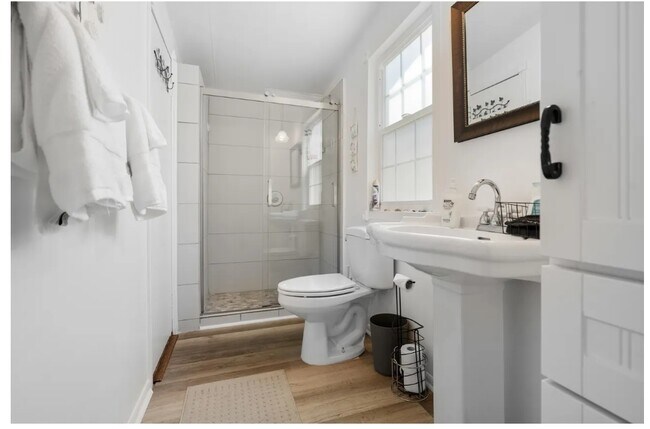 Building Photo - 501 Aiken St