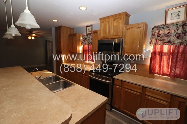 Photo - 5304 Nutmeg St