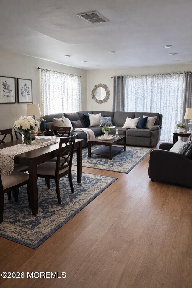 Photo - 28 Morgan Pl Unidad 28