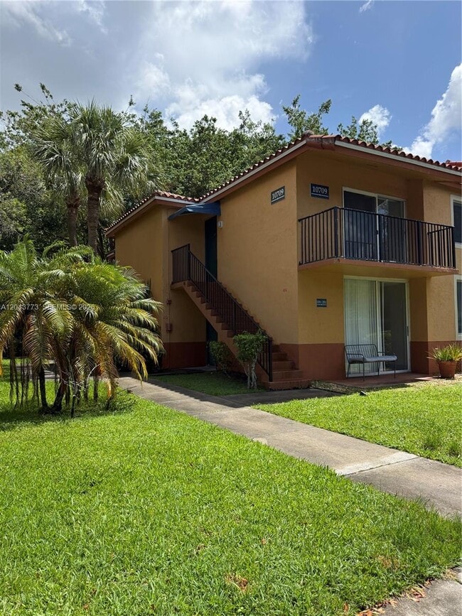 Photo - 10709 Cleary Blvd Unidad 101