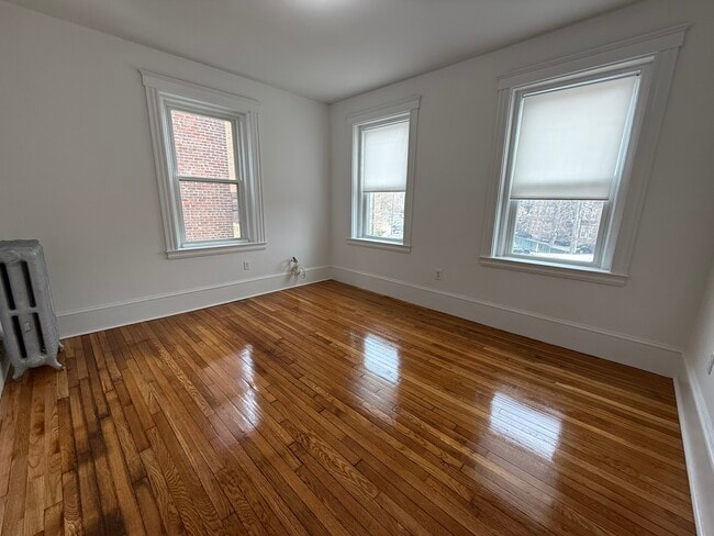 Photo - 116 Warren St