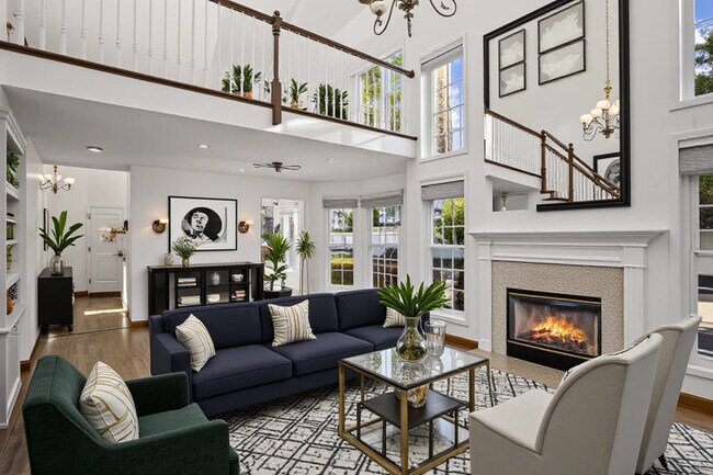 Building Photo - 807 Fairmont Ct Unit 807