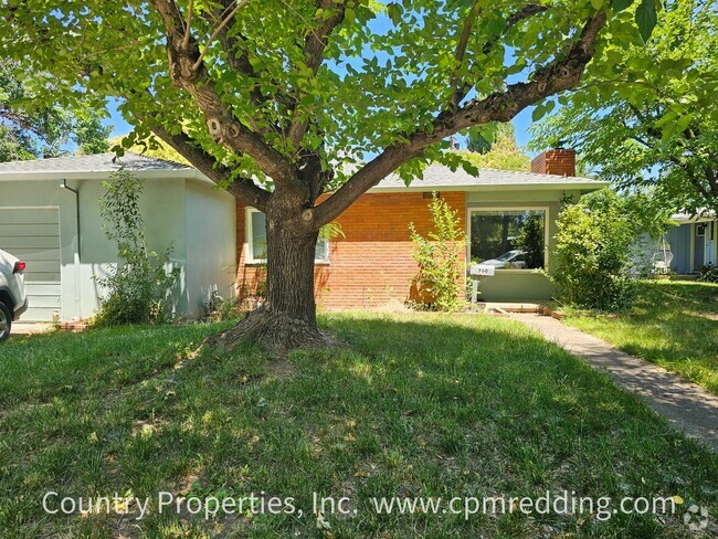 Building Photo - 4-Bedroom in the Garden Tract with Shop & ... Rental