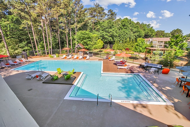 Exterior - Pool Area_03 - Elliot Gwinnett Place