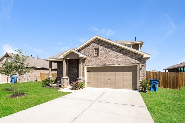 Photo - 15825 Roberto Clemente Ct