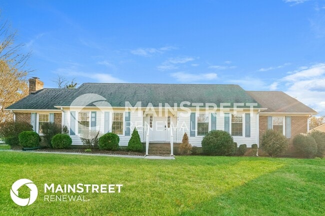 Building Photo - 231 Lori Ln