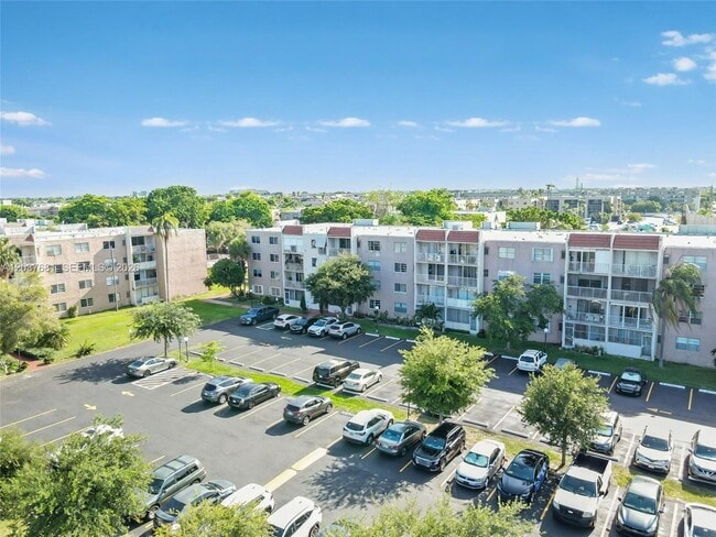 Photo - 8405 NW 8th St Unit 204