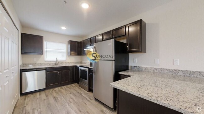 Building Photo - Modern 2BD/2BA Quad Home in Prime Location! Unit 2