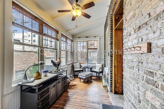 Photo - 4936 S St Lawrence Ave