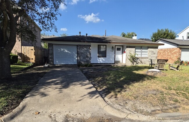 Photo - 4306 Effie St