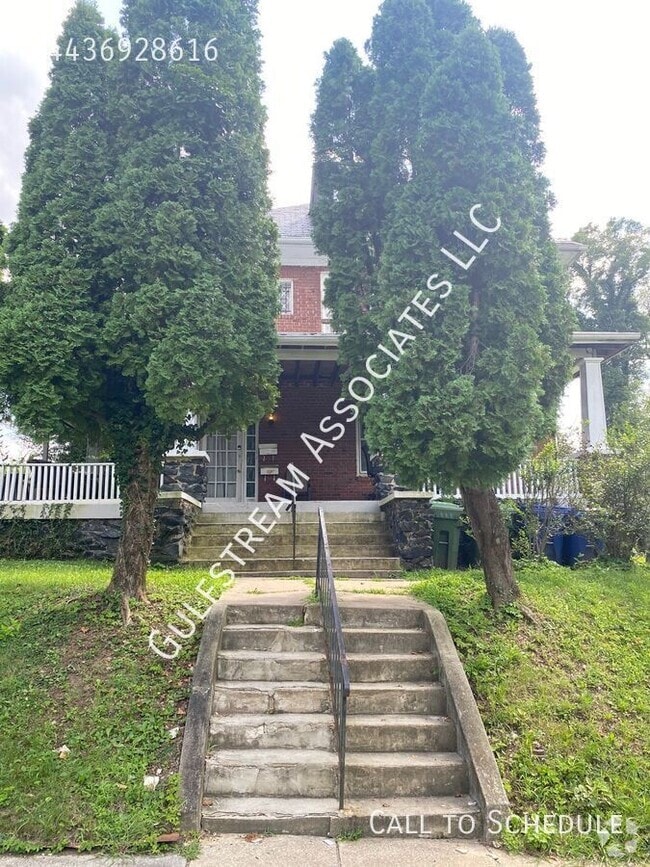Building Photo - 3723 Nortonia Rd Unit Apt 1