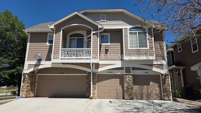 Building Photo - 1261 Carlyle Park Cir