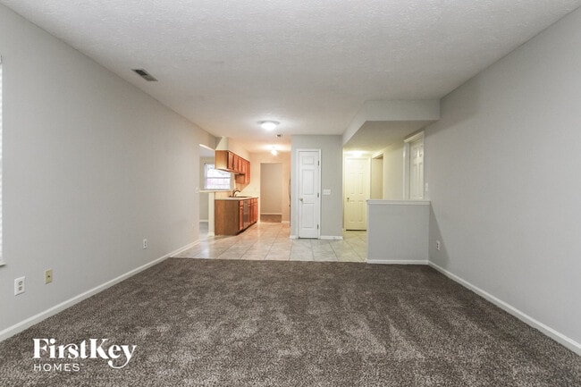 Photo - 7716 Gullit Way