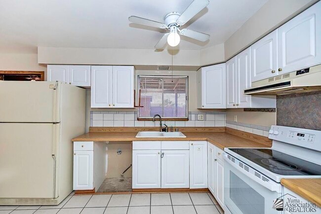 Photo - 2662 S Madison Ave