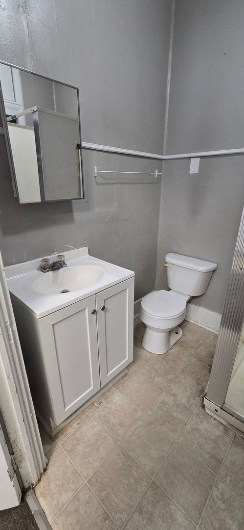 Photo - Efficiency Apartment - All Utilities Inclu... Unit Apt. #C