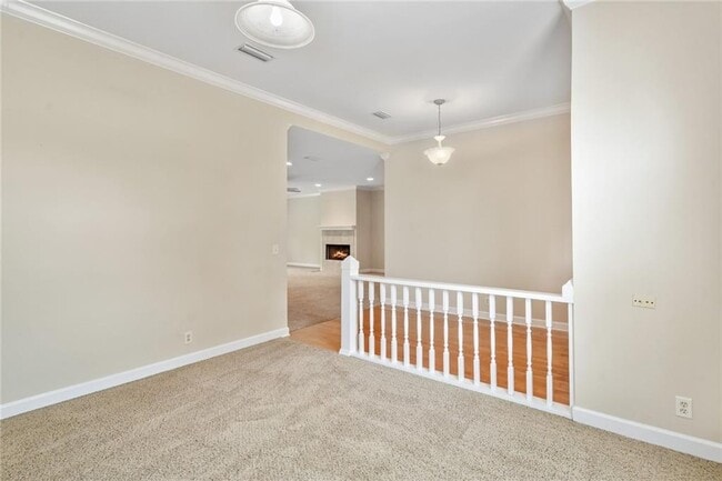 Photo - 161 Huntington Cir