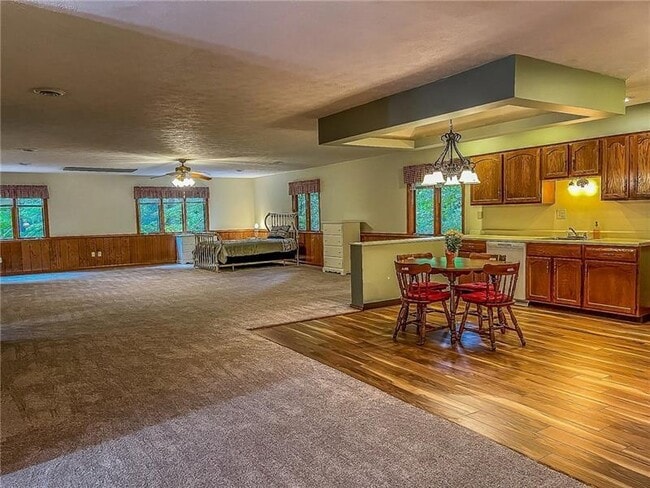 Photo - 3166 Babcock Blvd