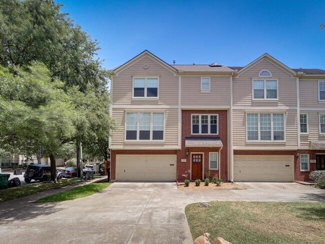 Photo - 1706 Tuam St Condo Unit C