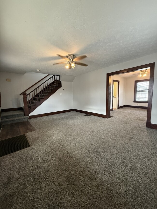 3221 Wayne Ave