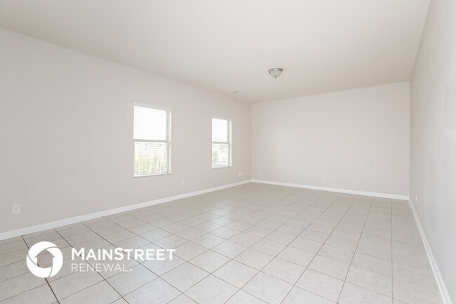 Photo - 694 Independence Ave