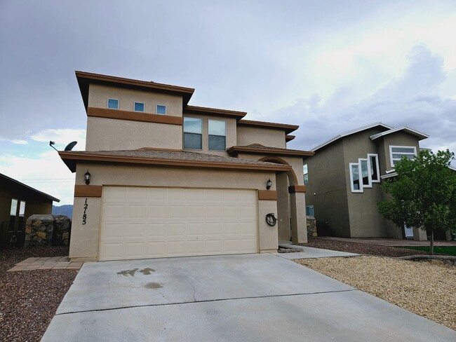 Photo - Beautiful 4 bedroom 2.5 bath home in North...