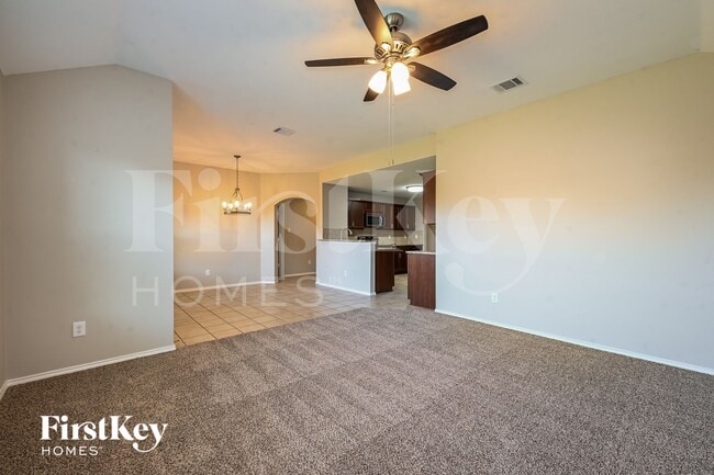 2803 Englenook Dr