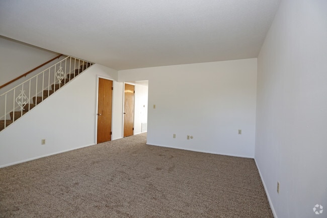 2BR_1.5BA Town House 1,132 ft² - Sala de estar - Mounford Terrace