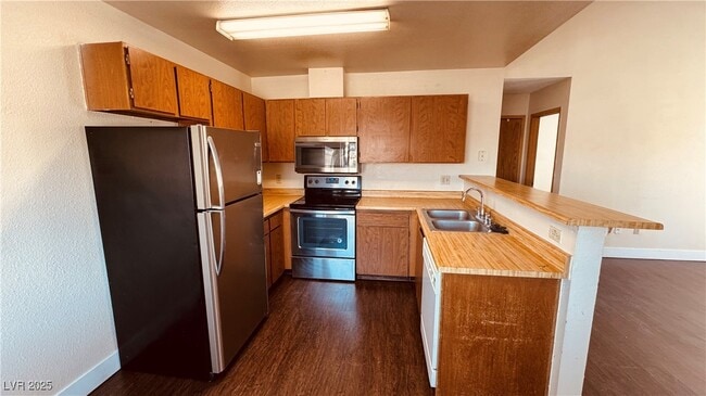 Building Photo - 2685 Bryandouglas Dr Unit D