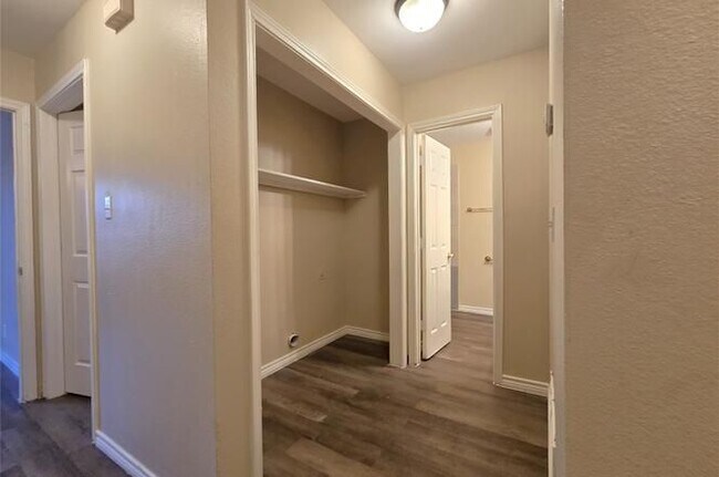 Photo - 256 Alleda Rd