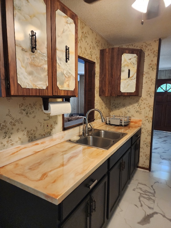 Photo - 1737 Evergreen St