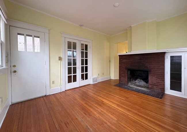 Photo - 908 E Washington St Unit #01