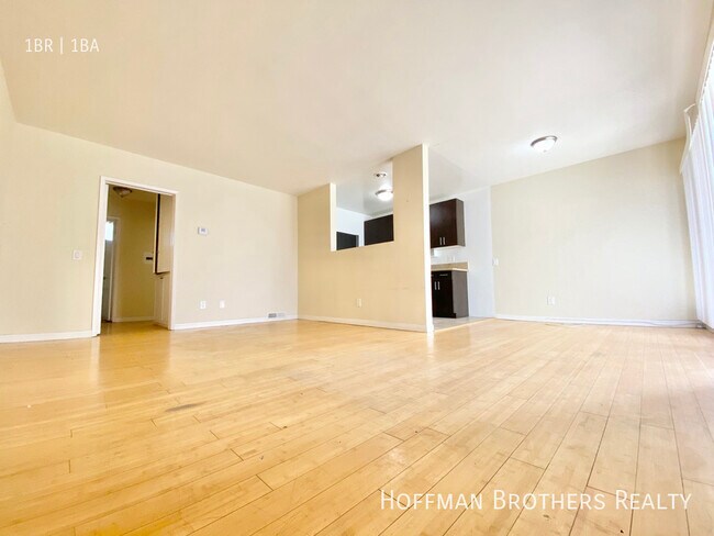 Photo - 1324 N Flores St Unidad 19