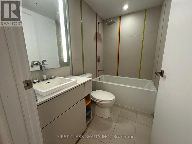 Photo - 101 Peter St Unité 617