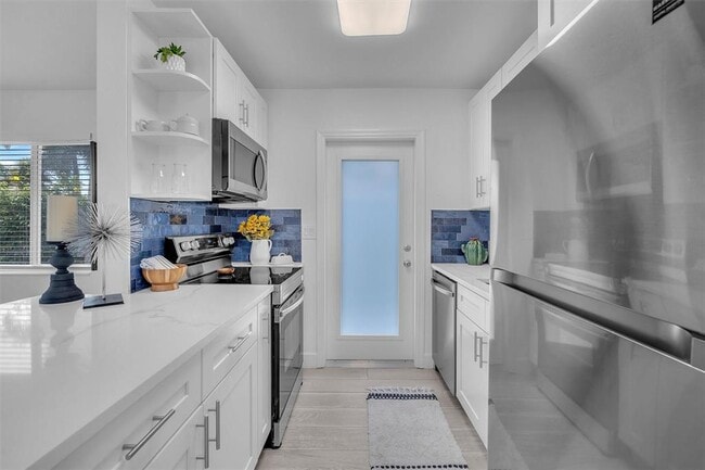 Photo - 1732 NE 56th Ct Unit 2