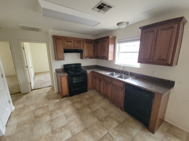 Photo - 101B Mamie Ave