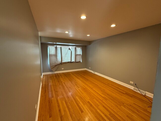 Photo - 9710 S Chappel Ave