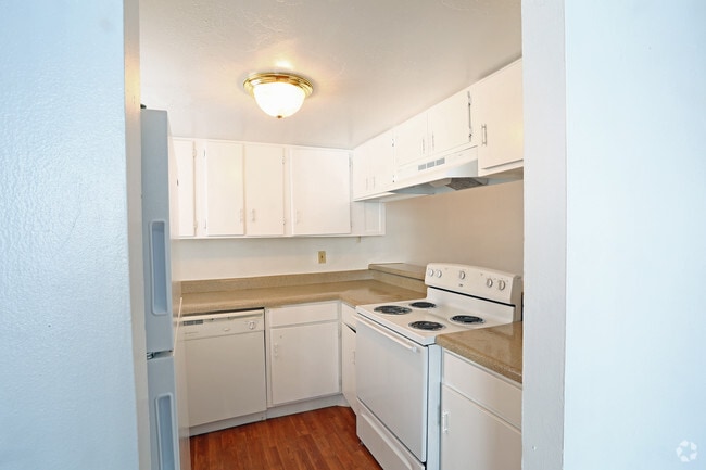 Kitchen - Puritan Place