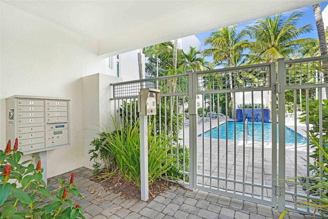 Photo - 741 NE 4th Ave