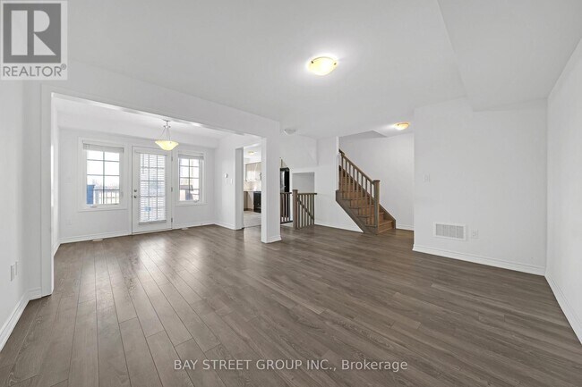 Photo - 79 Bluegill Cres