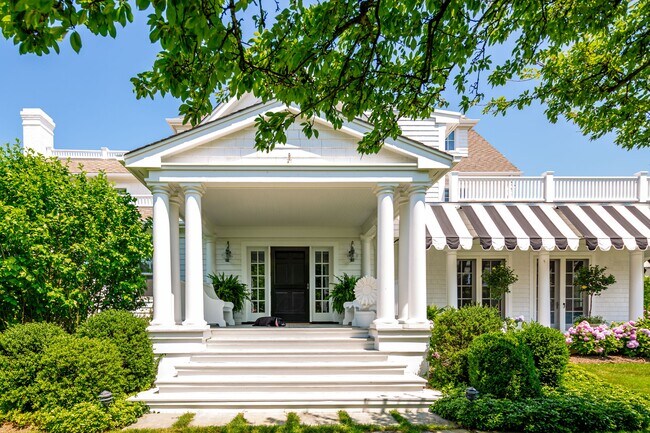 Photo - 520 First Neck Lane