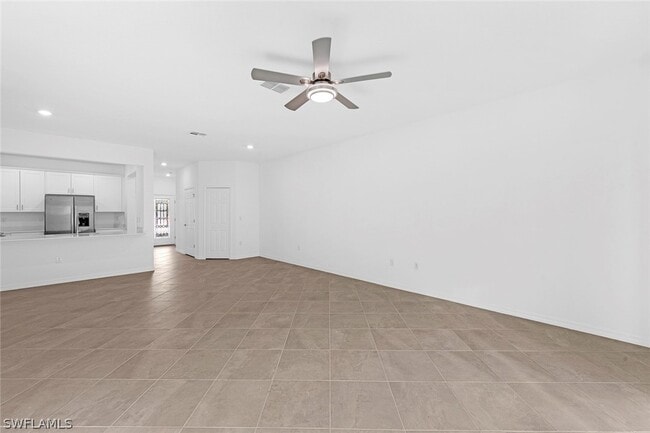 Photo - 2827 Blossom Wy