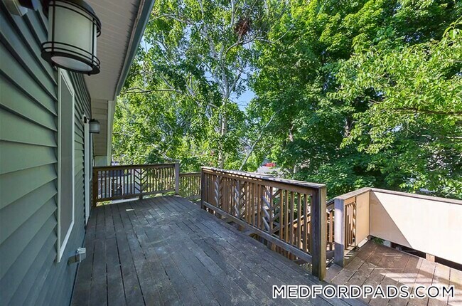 Photo - 126 Monument St Unit Hse