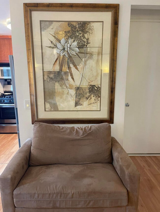 Photo - 236 E 47th St Unidad 26 D