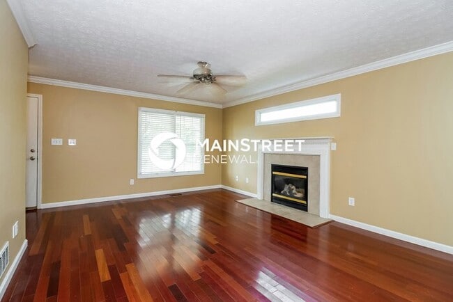 Photo - 3 Bedroom Pet-Friendly Home in Louisville,...