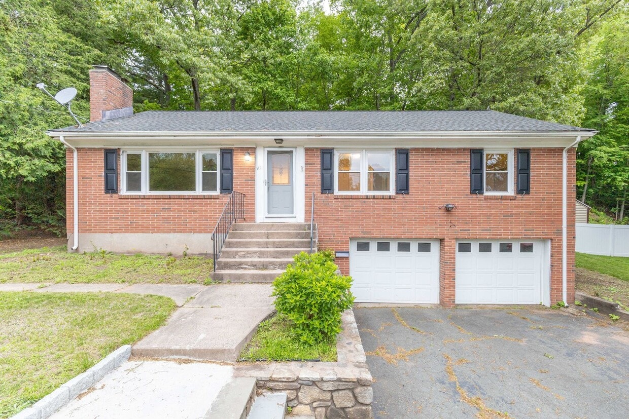 3 Bedroom, 2 Bathroom home with Finished B... - 3 Bedroom, 2 Bathroom home with Finished B...