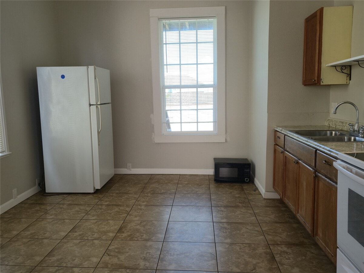 Photo - 1614 Market St