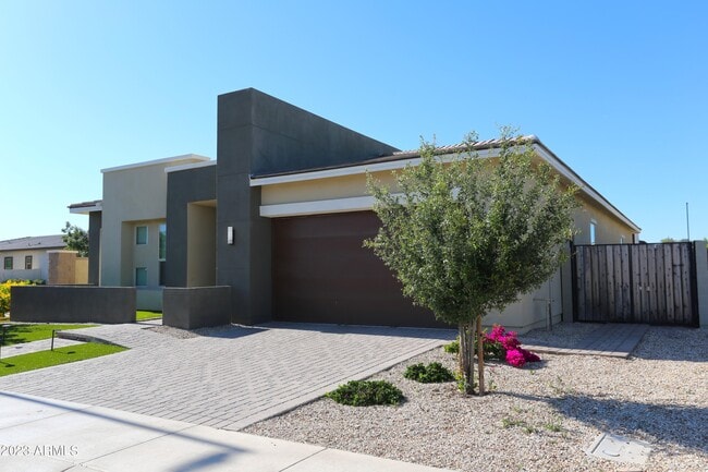 Photo - 1201 E Cherrywood Pl