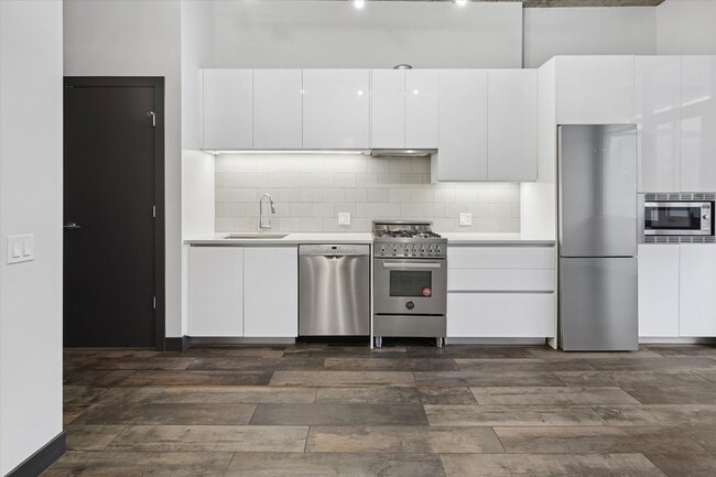 Photo - 171 N Aberdeen St Unidad 611